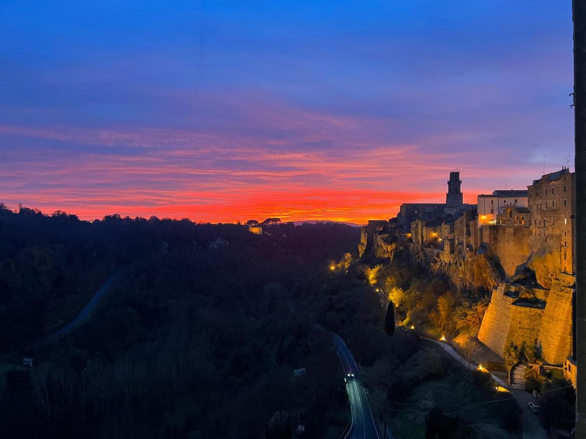 Affittacamere Licenza N.1 Presso La Magica Torre Pitigliano Kültér fotó